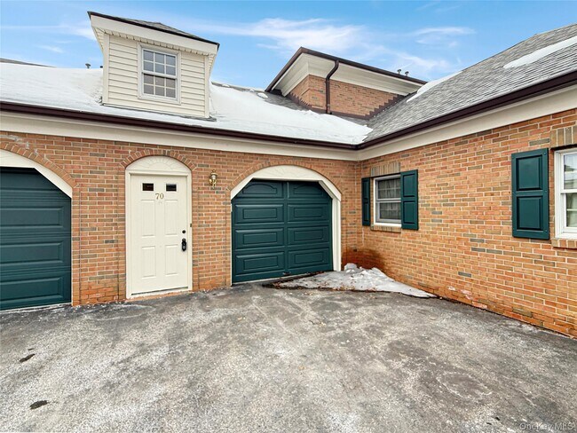 Foto del edificio - 70 High Point Cir