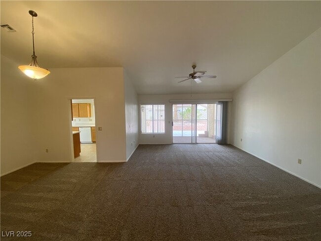 Building Photo - 9612 Buckhorn Dr