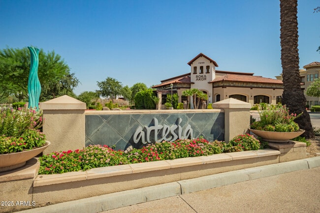 Foto del edificio - 7297 N Scottsdale Rd