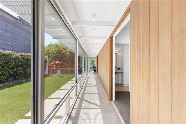 Foto del edificio - 33 Vanguard Way