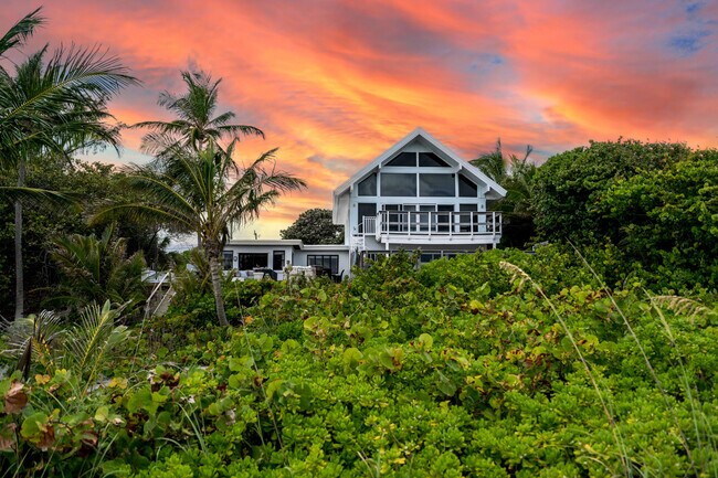 Foto del edificio - 2330 N Ocean Blvd