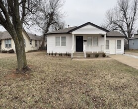 Building Photo - 1115 North Blvd