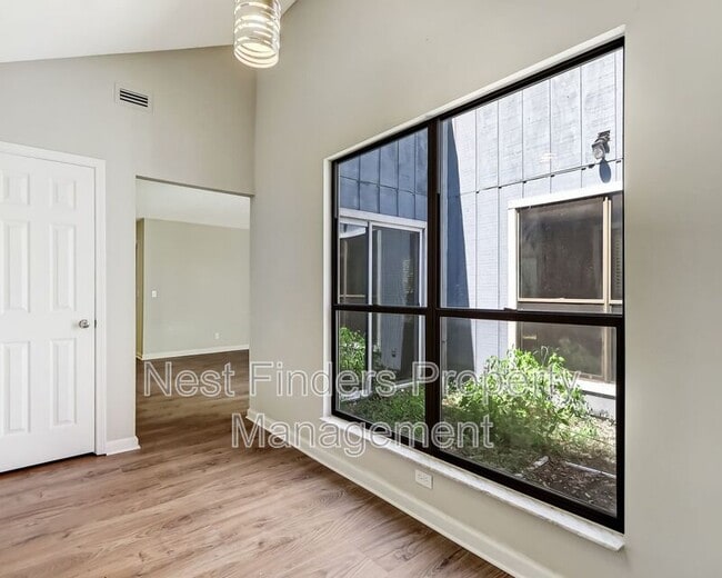 Building Photo - 10829 Cheatham Trail