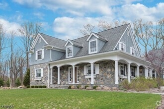 Building Photo - 309 Sleepy Hollow Ln