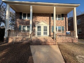 Building Photo - 7032 Fairmont Rd