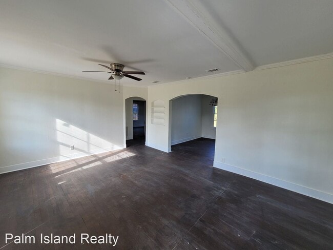 Foto del edificio - 2 br, 1 bath House - 1300 Poppy Ave