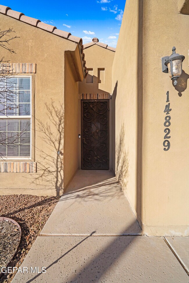 Foto del edificio - 14829 Sunny Land Ave