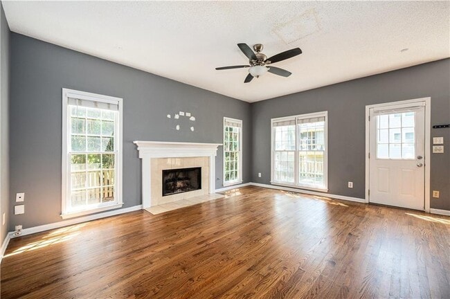 Building Photo - 105 Celia Ct