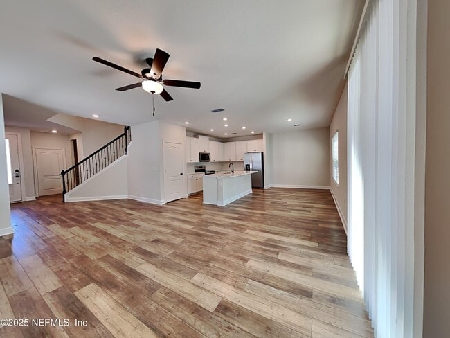 Building Photo - 895 Morgans Treasure Rd