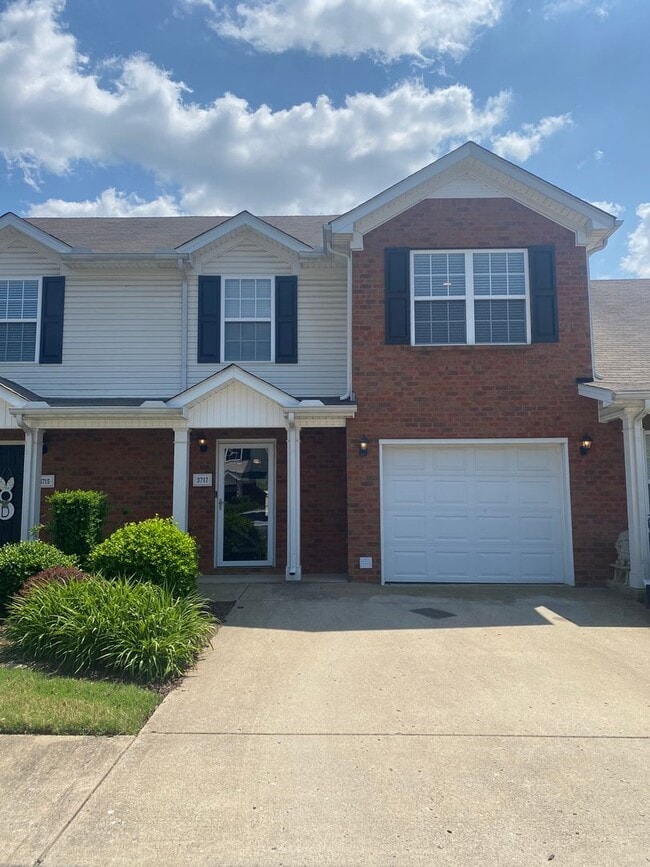 Building Photo - Beautiful 3 BR, 2.5 BA, 1 Car Garage, Bonu...
