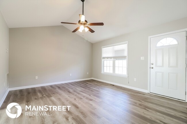 Building Photo - 448 Sunray Dr