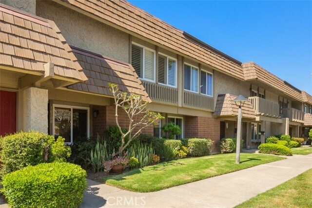 Foto principal - 10300 Columbia River Ct