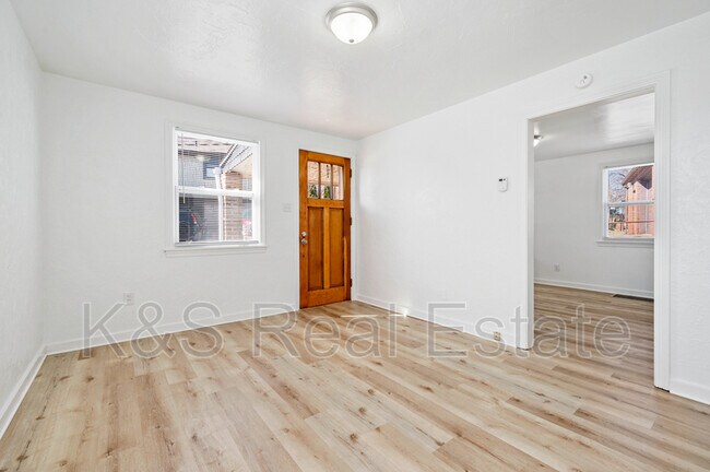 Building Photo - 209 Hurston Way