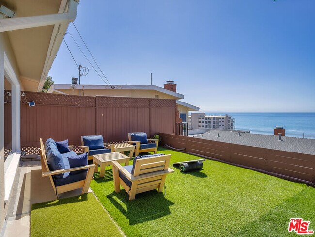 Foto del edificio - 22605 Pacific Coast Hwy