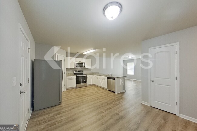 Foto del edificio - 797 Dove Tree Ln