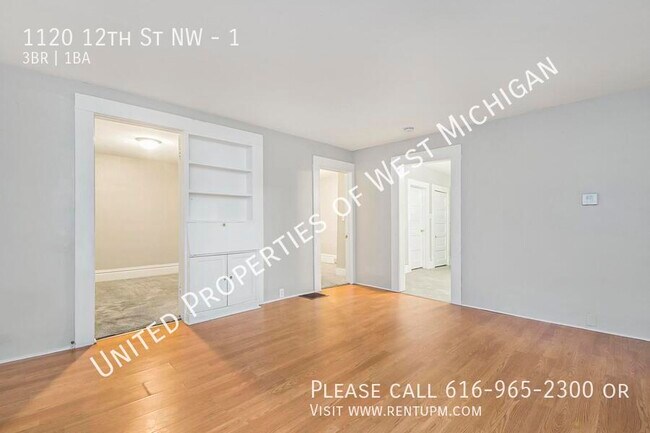 Foto del edificio - Available Now | 3 Bedroom 1 Bathroom Lower...