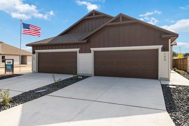 Foto del edificio - Brand New Amanda Park Townhome | 3 Bed, Private Yard & Modern Finishes