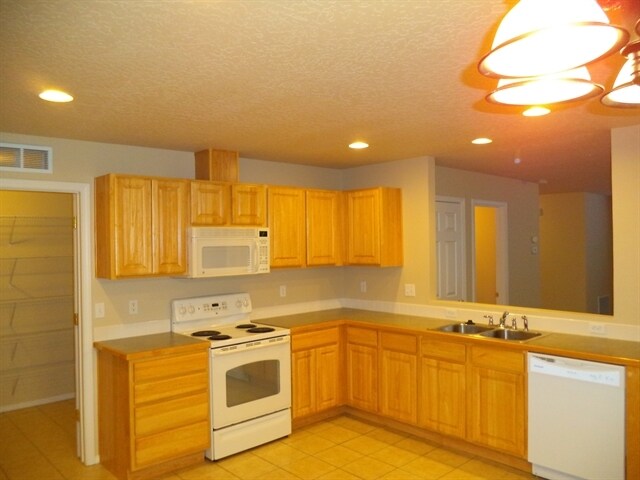 Foto del edificio - 9565 W Shelborne Dr