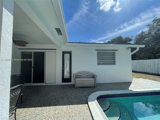 Foto del edificio - 3 br, 1 bath House - O Donnell Estates