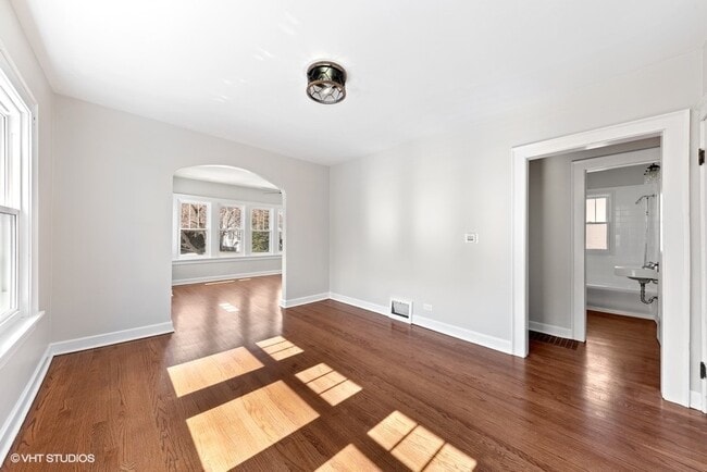 Foto del edificio - 133 S Vail Ave