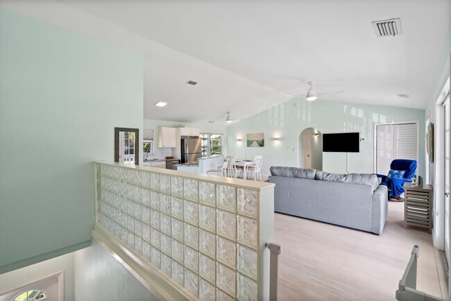 Foto del edificio - 670 Hernando St