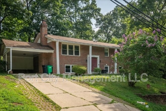 Building Photo - 16009 Malcolm Dr