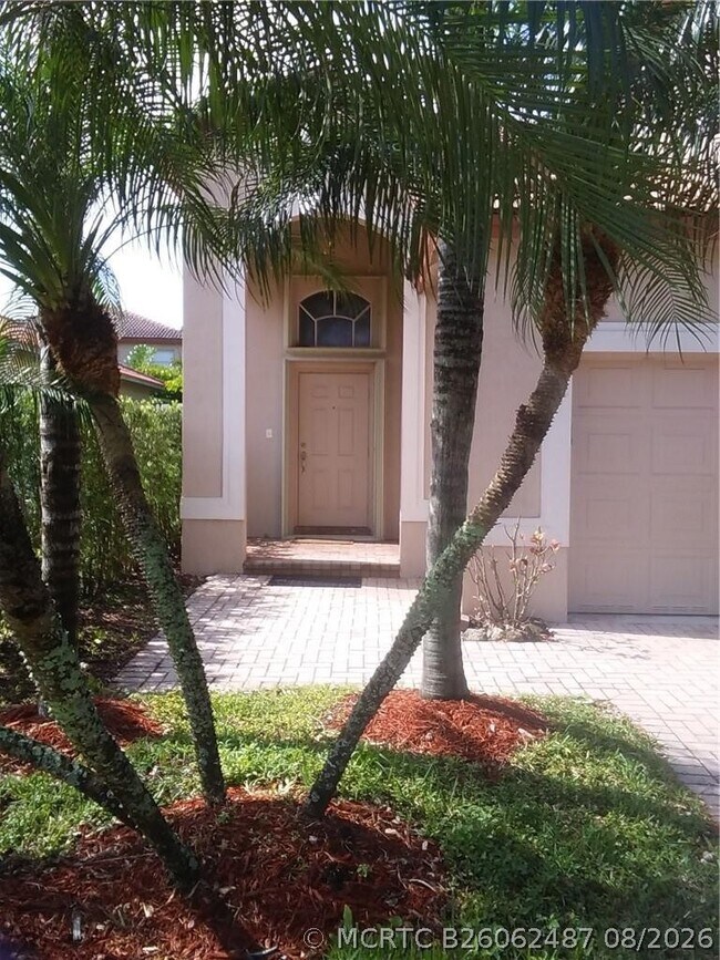 Foto del edificio - 19250 NW 12th Manor