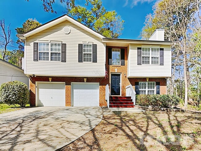 Building Photo - 1455 Enchanted Forest Dr
