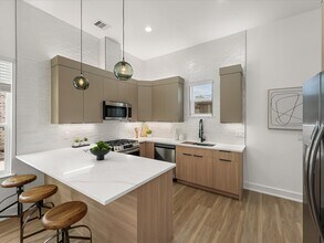 Building Photo - 2598 W Tidwell Rd