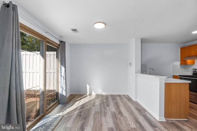 Foto del edificio - 1225 Danielle Dr