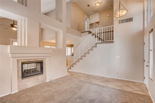 Building Photo - 1686 Mountain Song Ct