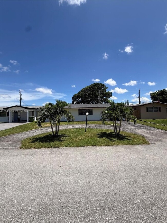 Foto del edificio - 8720 NW 11th St
