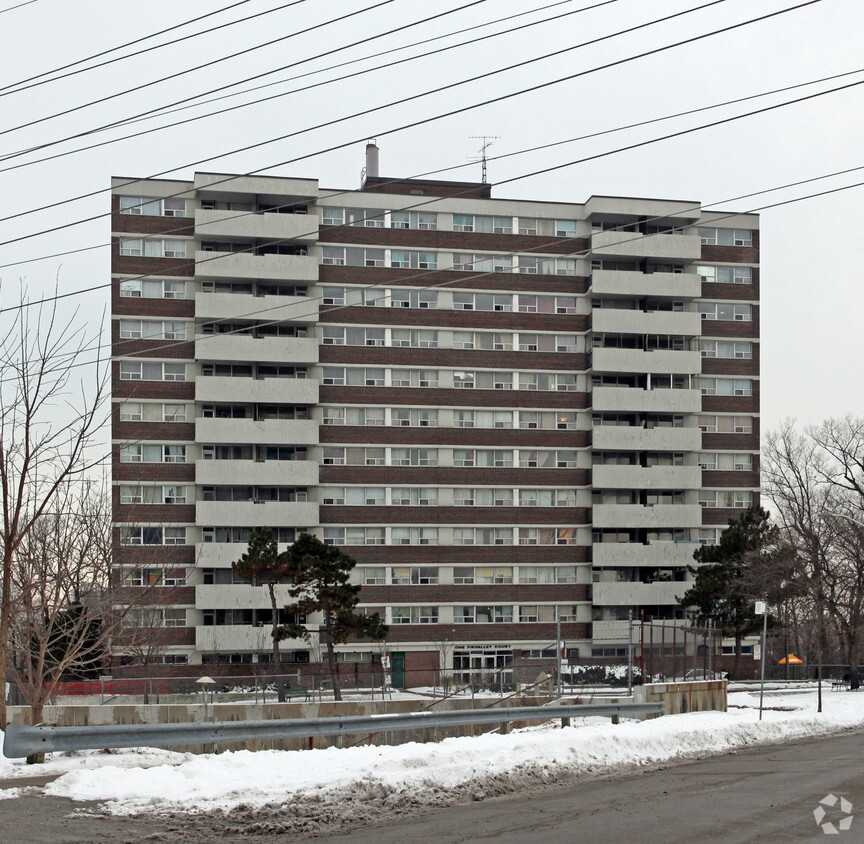 Building Photo - Warden Woods