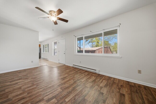 Foto del edificio - AMAZING 3 BED, 2 FULL BATH APARTMENT FOR RENT IN OCEAN VIEW!