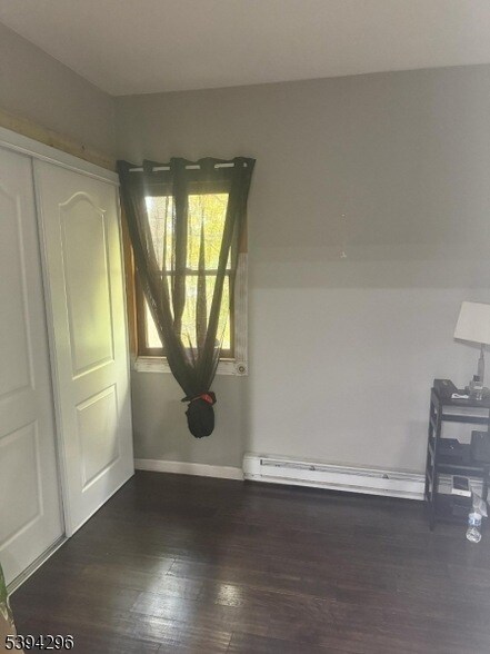 Foto del edificio - 192 Riveredge Rd