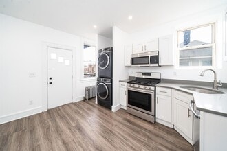 Building Photo - 81 Glenridge Ave