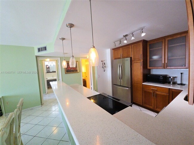 Foto del edificio - 2851 NE 183rd St