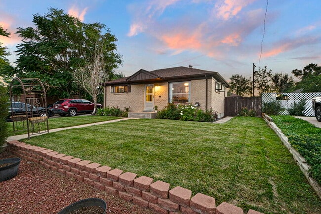 Photo - 10853 Pearl Ct House