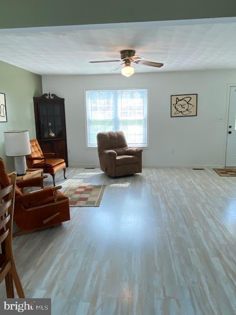 Building Photo - 561 Harris Dr
