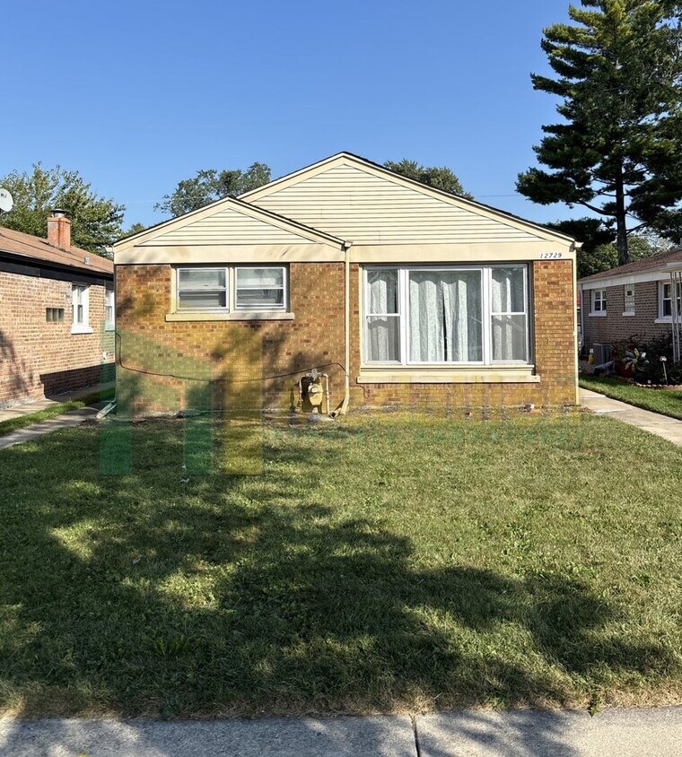 Primary Photo - Beautifully Updated 3-Bed Home on a Quiet ...