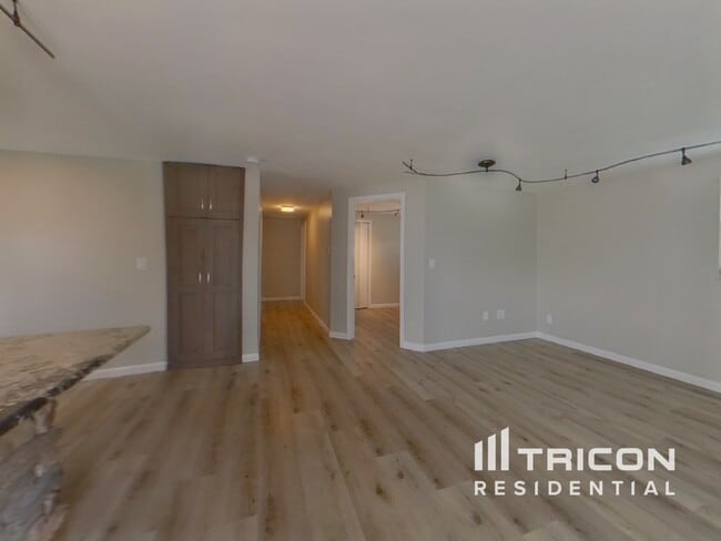 Building Photo - 1619 Stone Creek Dr