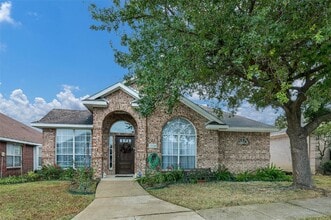 Building Photo - 1524 Jessica Ln