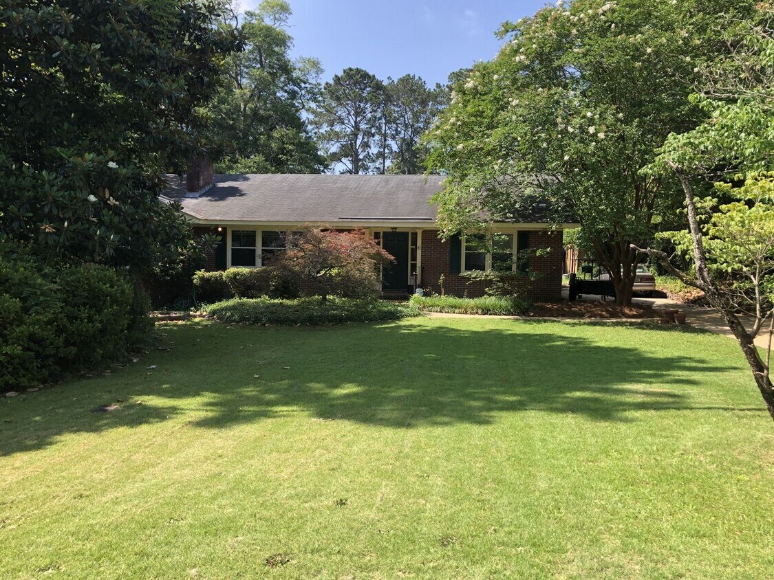 Foto principal - 2820 Nancy St