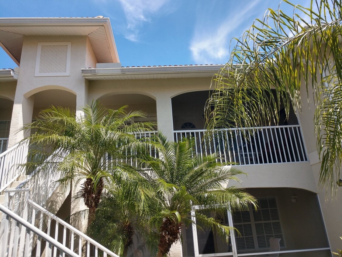 Primary Photo - Annual Fully Furnished Second Floor Condo ...