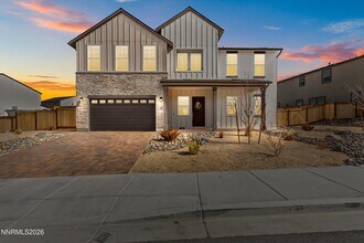 Building Photo - 325 S Pah Rah Rdg Dr