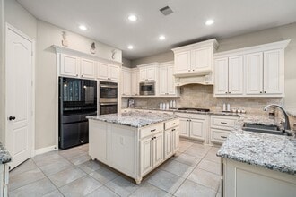 Building Photo - 2714 Ember Pass Ln