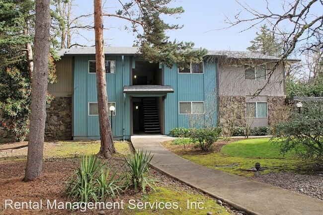 Building Photo - 6645-6755 SW Terri Ct