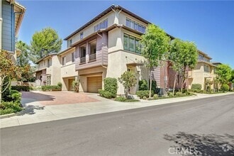 Building Photo - 12366 Hollyhock Dr