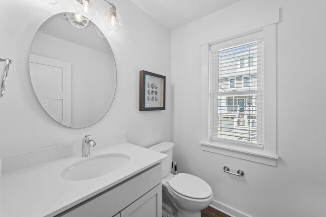 Building Photo - Outer Banks 3 Bedroom Year Round Rental