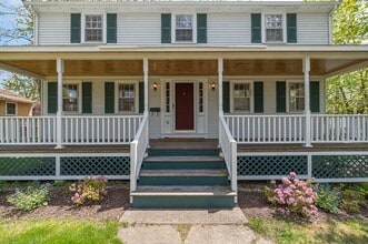 Building Photo - 6 Linden Ave